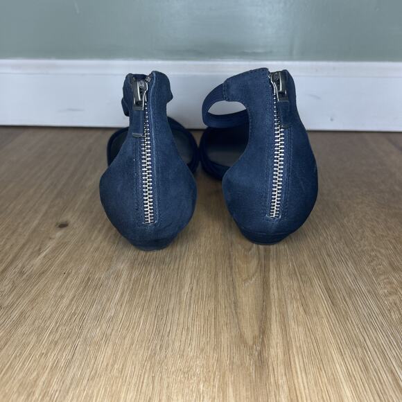 Eileen Fisher Women’s 8 Pumps Kitten Heel Ankle Strap Navy Blue Dressy Leather - Picture 5 of 8